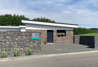 Apartm  n Nad P  ehradou has Balcony rooms