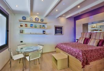 Villa Santa Maria - Luxury Country House Suites has Balcony rooms