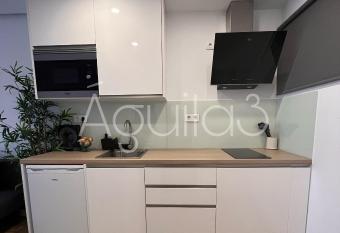 Estudio Aguila3 has Balcony rooms