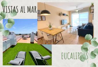 Vistas al mar playa Eucaliptus, con solarium privado allows 18 year olds to book a room