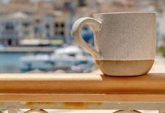 Nomade vibrant living loft has Balcony rooms