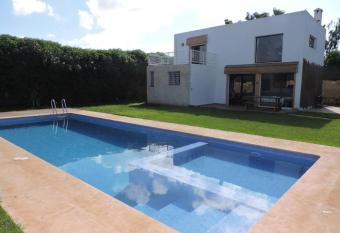 Villa Zen has Balcony rooms