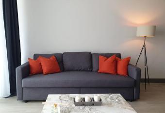 Sea Side Residence has Balcony rooms