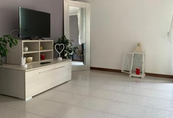 Sonno e sogni allows 18 year olds to book a room