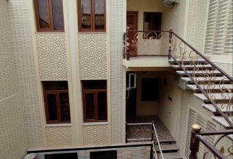 Oybinokh hotel has Balcony rooms