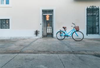 VillaBoha allows 18 year olds to book a room