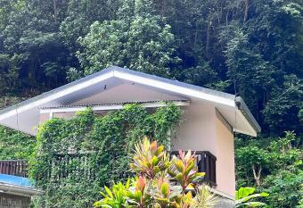 Matatia Lodge has Balcony rooms