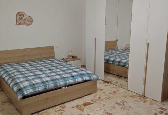 Casa vacanze ferro has Balcony rooms