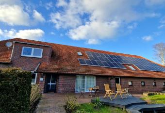 Friesenparadies FRI-S  dliches Friesland has Balcony rooms