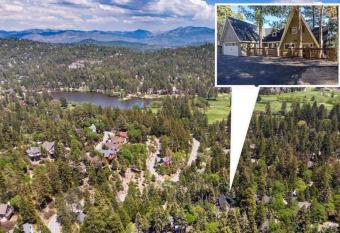 Muddy Moose- Spacious Family Getaway has Balcony rooms