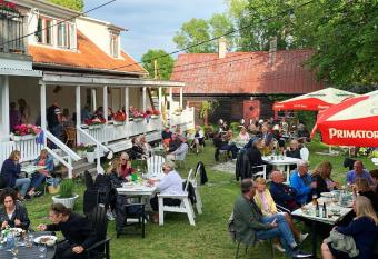Kappelshamns Veranda has Balcony rooms