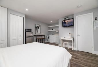 Shell On The Beach 107 o Renovated has Balcony rooms