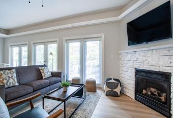 Snowbird Sanctuary Heart of Gatlinburg and Quiet has Balcony rooms