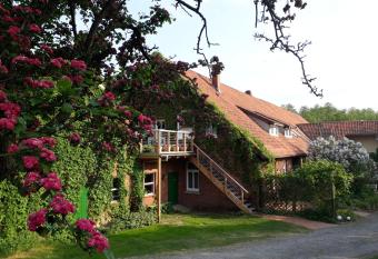 Schwalbennest has Balcony rooms