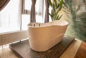 Pine Villas Brezovice has Balcony rooms