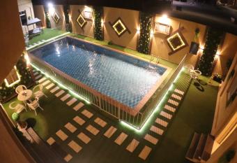 Swat Olaya Hotel Apartments has Balcony rooms