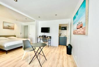 Centre ville - Appartements tout Confort - Neuf - B  timent B - NOUVEAU allows 18 year olds to book a room