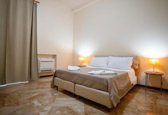 La Loggia di Trapani allows 18 year olds to book a room