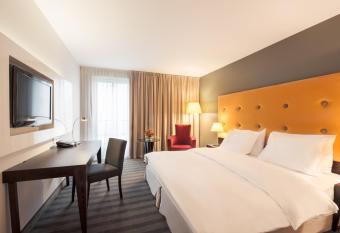 Radisson Blu Sobieski allows 18 year olds to book a room