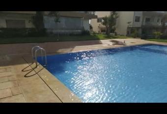 Appartement avec 3 piscines vue sur mer has rooms with a private hot tub