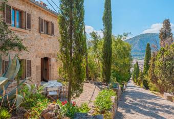 Casa en Centro Hist  rico Pollen  a has Balcony rooms