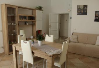 Ohana: Casa nel centro di Lecce has Balcony rooms