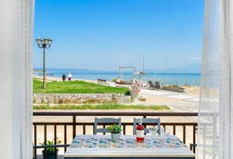 Evelyn Studios has Balcony rooms