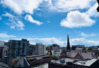 Lovely downtown 2 bedroom condo with free parking allows 18 year olds to book a room