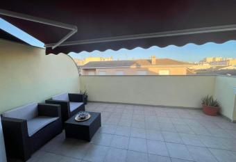   tico has Balcony rooms