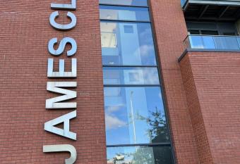 Princes Dock Street Room Only allows 18 year olds to book a room