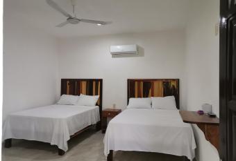 Villa Galaxia has Balcony rooms