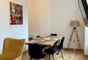 Villa des Thermes - T3 allows 18 year olds to book a room