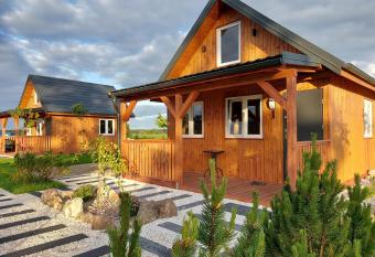 BLISKO NATURY - domki wypoczynkowe w Dolinie Baryczy has Balcony rooms