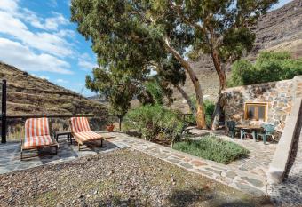 Casita Feliz has Balcony rooms