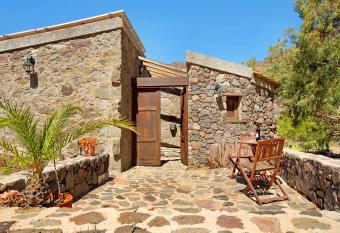 Lengua de Lava has Balcony rooms