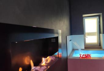 Hotel Melyd   has Balcony rooms