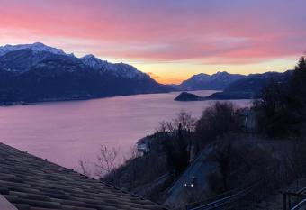Como Lake Samlu House - Menaggio has Balcony rooms
