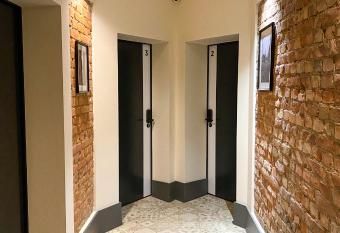 Apartamenty 41 allows 18 year olds to book a room