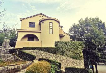 Diego has Balcony rooms