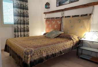 Casa Genova 88 has Balcony rooms