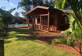 Caba  as Ra  ces Pampeanas has Balcony rooms