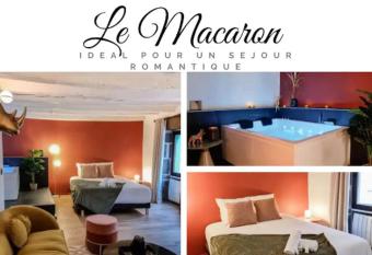 Majord Home Spa 4*- Le Macaron -C  ur Vieille Ville allows 18 year olds to book a room