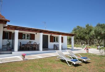 IRENE by Antigone has Balcony rooms