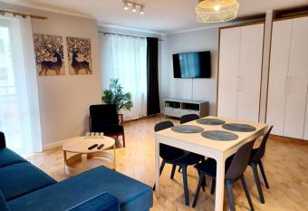 Kolory Warmii Apartament Niebieski allows 18 year olds to book a room