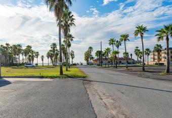 Atrium #102 has Balcony rooms