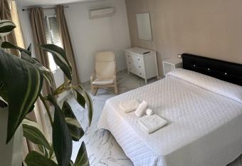 Hotel Avenida allows 18 year olds to book a room