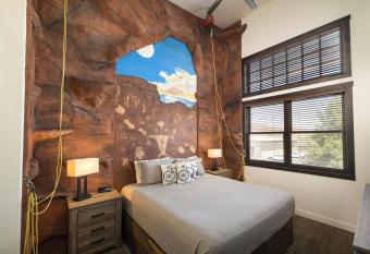 La Dolce Vita Villas 5 has Balcony rooms