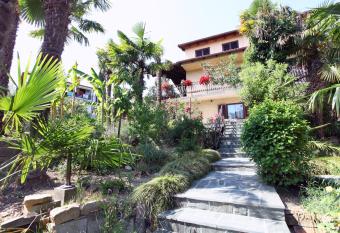 Apartma Jo  efa has Balcony rooms