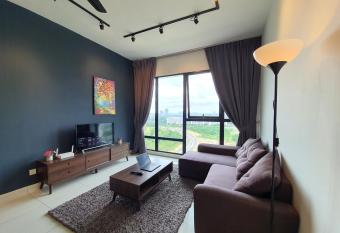 Southkey Mosaic 2 bedroom 4 pax Mid Valley Johor allows 18 year olds to book a room