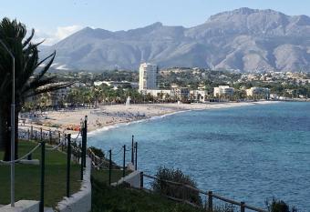 Camino del Faro LALBIR Alicante has Balcony rooms
